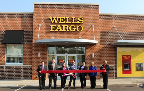 In Business: Wells Fargo Lewis Plaza